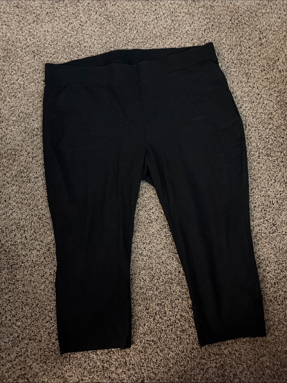 torrid Black High-Rise Stretch Crop Leggings